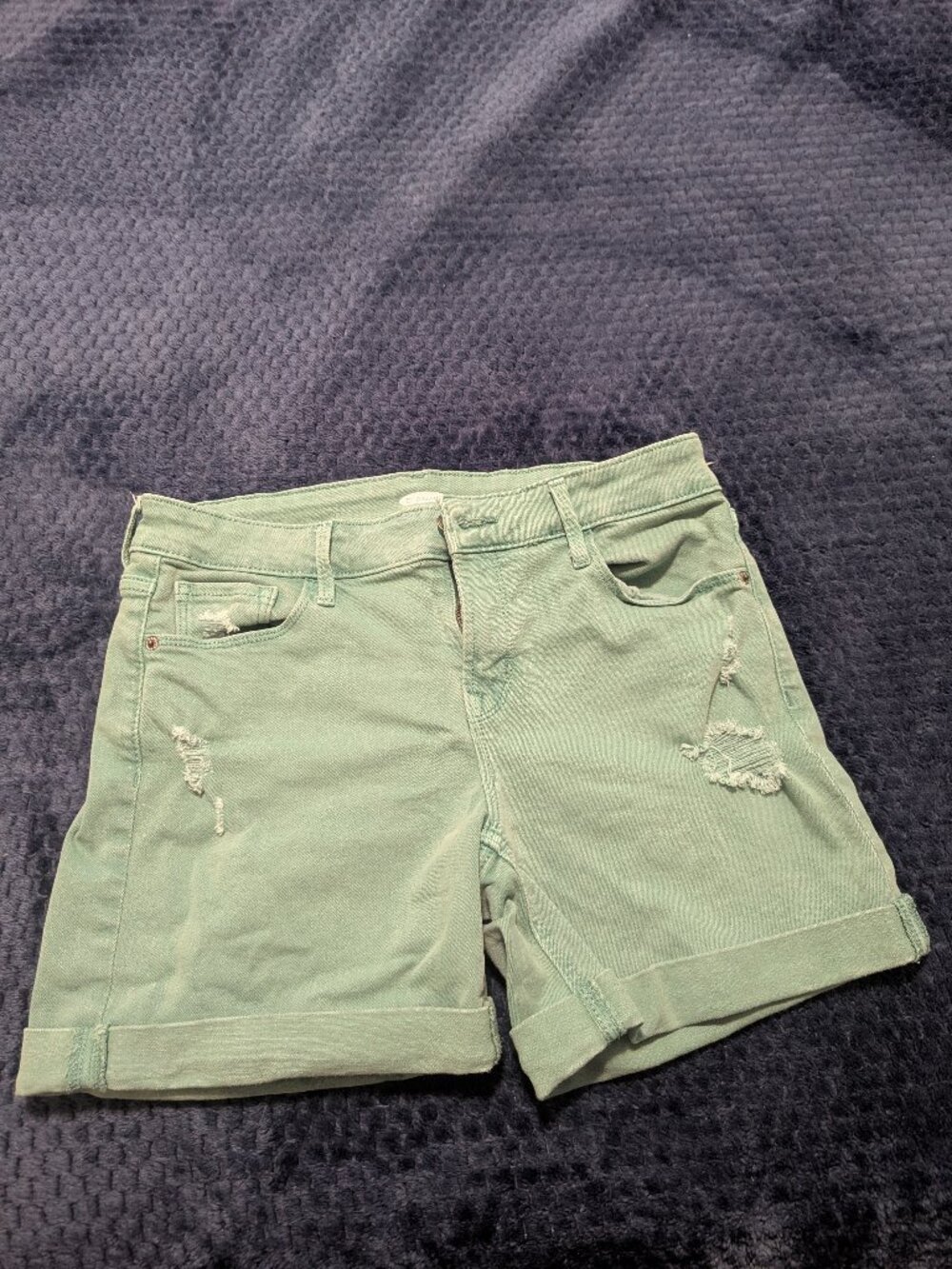 Old Navy shorts, green, size 2